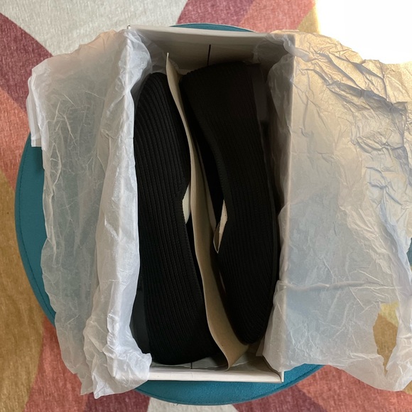 Square Toe Ballet Flats - Picture 6 of 9